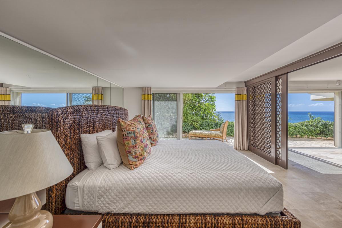 33 Location villa piscine vue mer Terres Basses Saint Martin_chambre 5